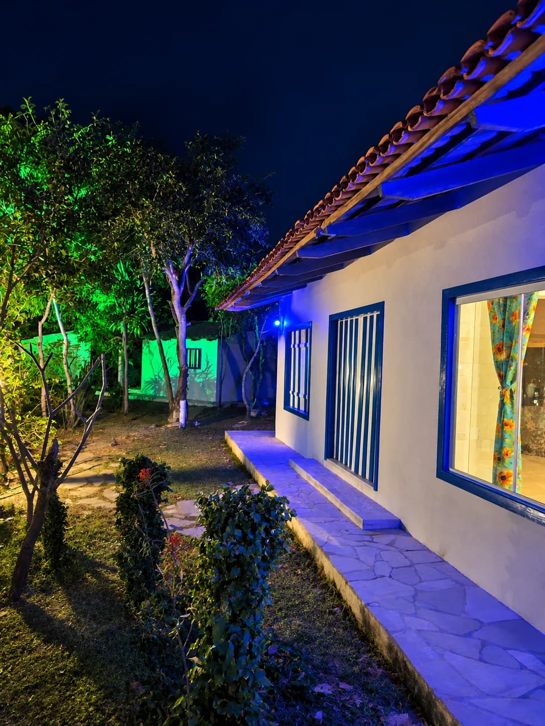A estância à noite — Estância Morro do Frota, Pirenópolis